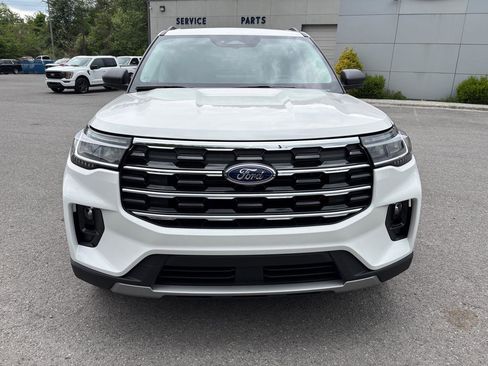 New 2026 Ford Explorer Active AWD/4WD image 8