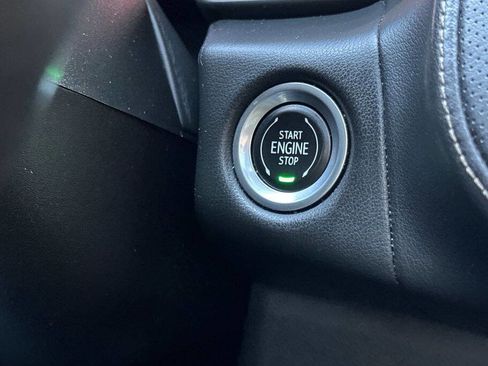 Used 2021 GMC Yukon SLT w/ SLT Premium Package image 25