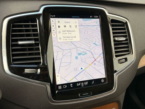 Certified 2023 Volvo XC90 B6 Plus w/ Protection Package Premier image 29