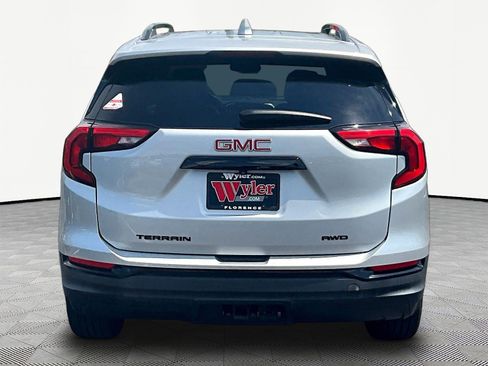 Used 2021 GMC Terrain SLT w/ Infotainment Package II AWD/4WD image 5