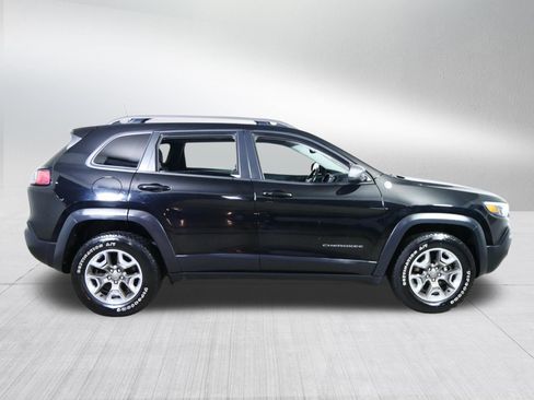 Used 2019 Jeep Cherokee Trailhawk w/ Comfort/Convenience Group AWD/4WD image 8