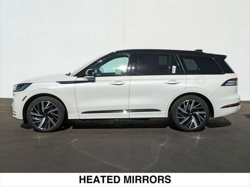 New 2025 Lincoln Aviator Black Label w/ Black Label Special Edition AWD/4WD image 3