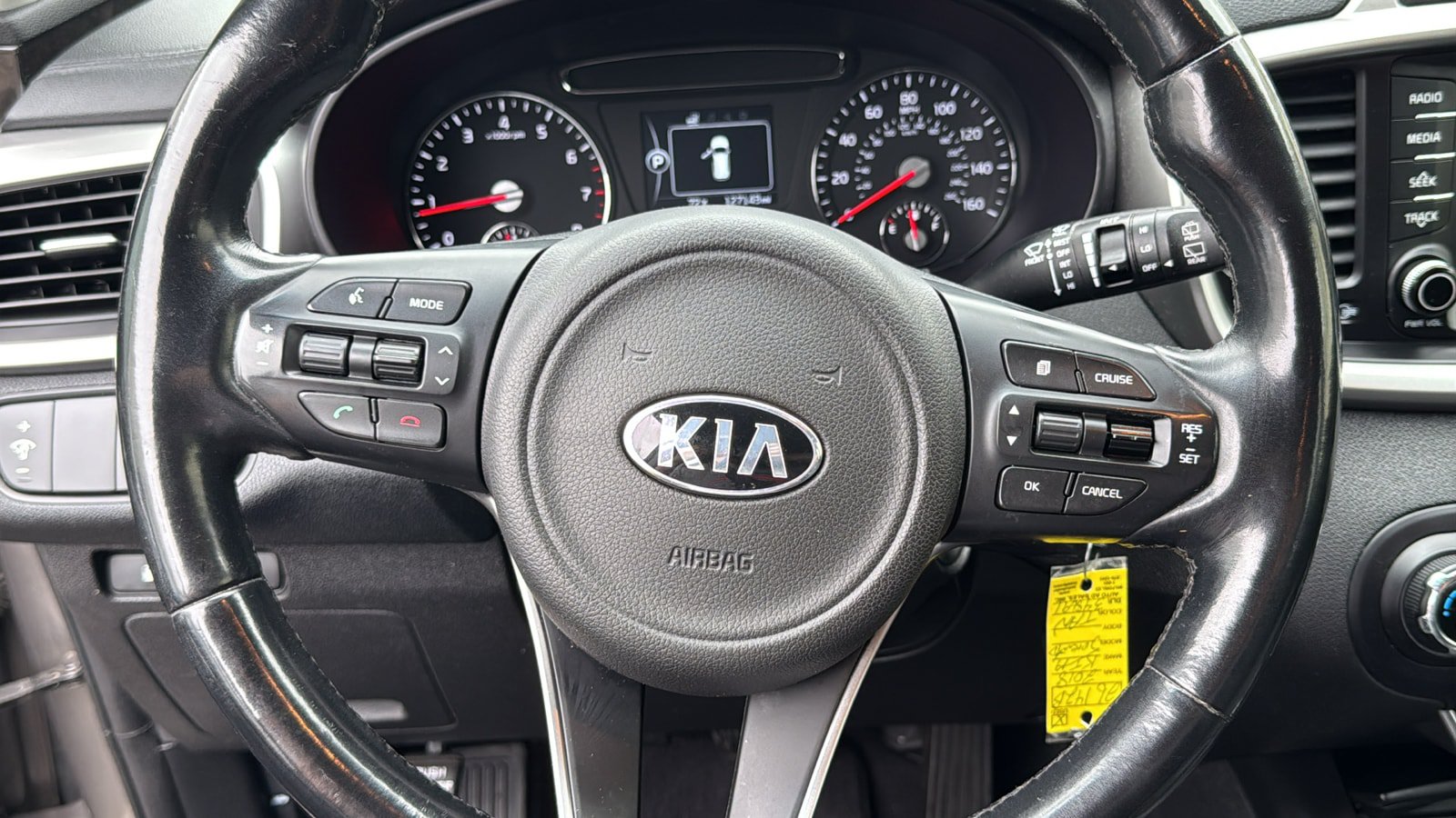 Used 2018 Kia Sorento AWD image 12