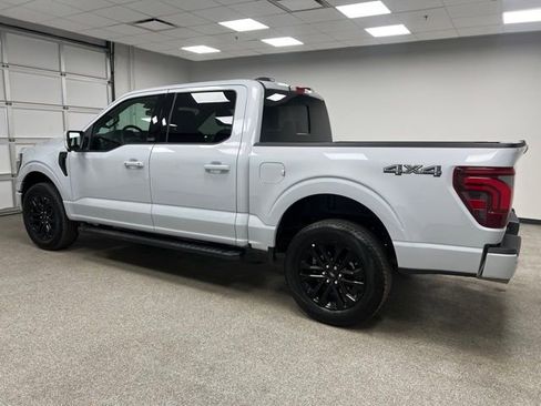 Used 2025 Ford F150 Lariat image 6