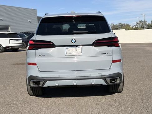 Used 2026 BMW X5 sDrive40i w/ M Sport Package RWD image 7
