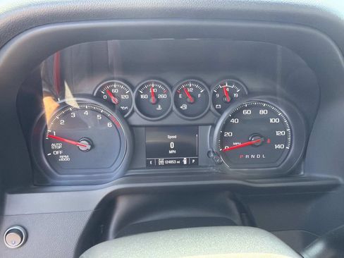 Used 2023 Chevrolet Silverado 1500 Custom AWD/4WD image 26