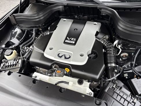 Used 2017 INFINITI QX50 Journey w/ Premium Package image 29