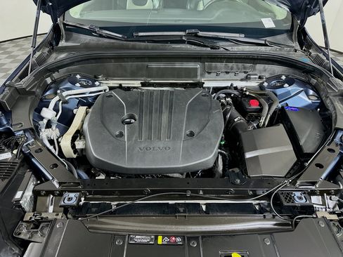 Used 2023 Volvo XC60 B5 Core w/ Climate Package FWD image 36