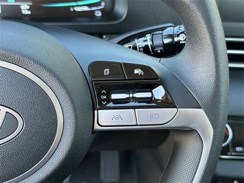 New 2026 Hyundai Elantra Blue image 25