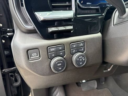Certified 2024 Chevrolet Silverado 2500 High Country w/ Midnight Edition AWD/4WD image 12