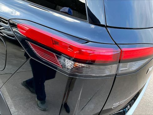 Certified 2024 Nissan Pathfinder Platinum w/ Cargo Package image 27