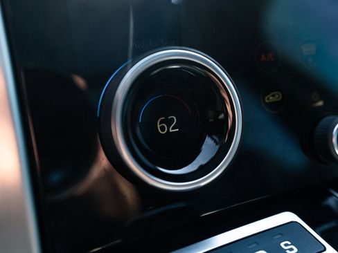 Used 2020 Land Rover Range Rover HSE image 52