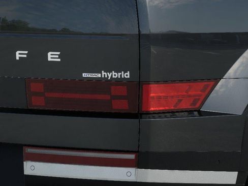 New 2025 Hyundai Santa Fe Limited AWD/4WD image 10