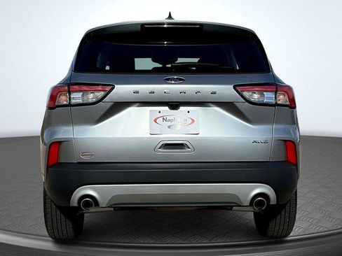 Used 2022 Ford Escape S image 4