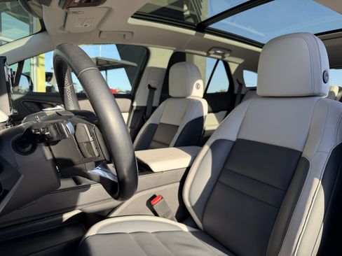 Used 2024 Honda Prologue Touring image 32