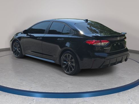 Used 2024 Toyota Corolla SE w/ SE Premium Package FWD image 7