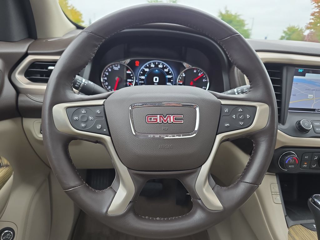 Used 2019 GMC Acadia Denali w/ Technology Package AWD/4WD image 21