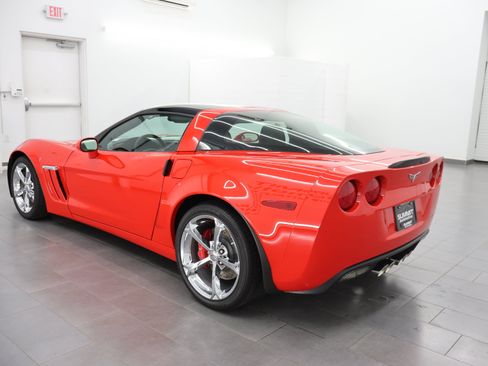Used 2012 Chevrolet Corvette Grand Sport w/ 3LT Preferred Equipment Group RWD image 6