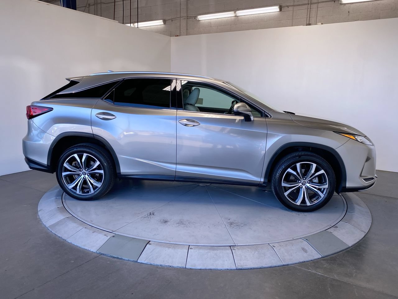 Used 2022 Lexus RX 350 FWD w/ Premium Package image 6
