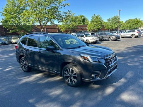 Used 2022 Subaru Forester Limited AWD/4WD image 1