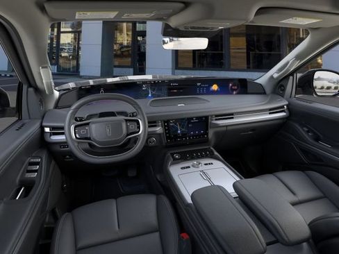 New 2026 Lincoln Navigator L Reserve AWD/4WD image 10