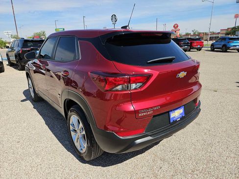 Used 2025 Chevrolet TrailBlazer LS w/ LS Convenience Package FWD image 6