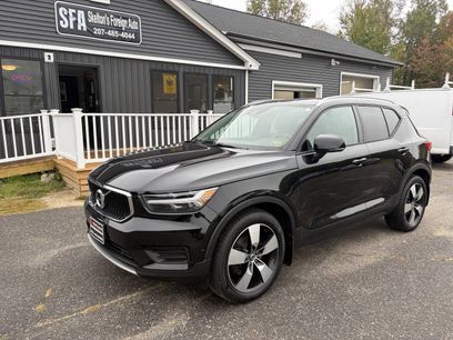 Used 2019 Volvo XC40 T5 Momentum