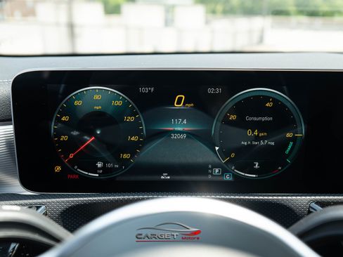 Used 2020 Mercedes-Benz CLA 250 w/ Premium Package image 30