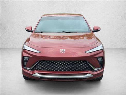 Used 2025 Buick Envista Avenir image 2