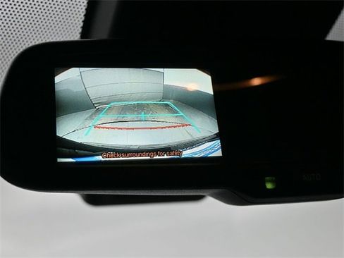 Used 2018 Toyota C-HR image 21