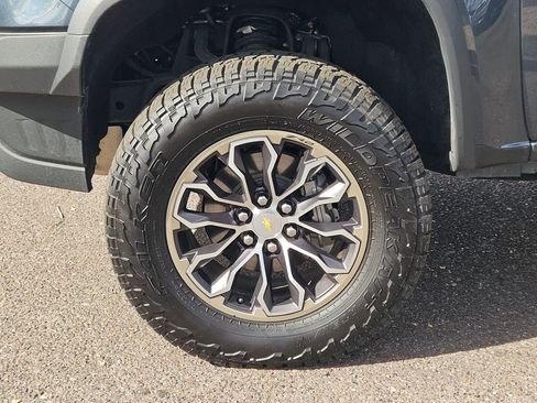 Used 2019 Chevrolet Colorado ZR2 image 10