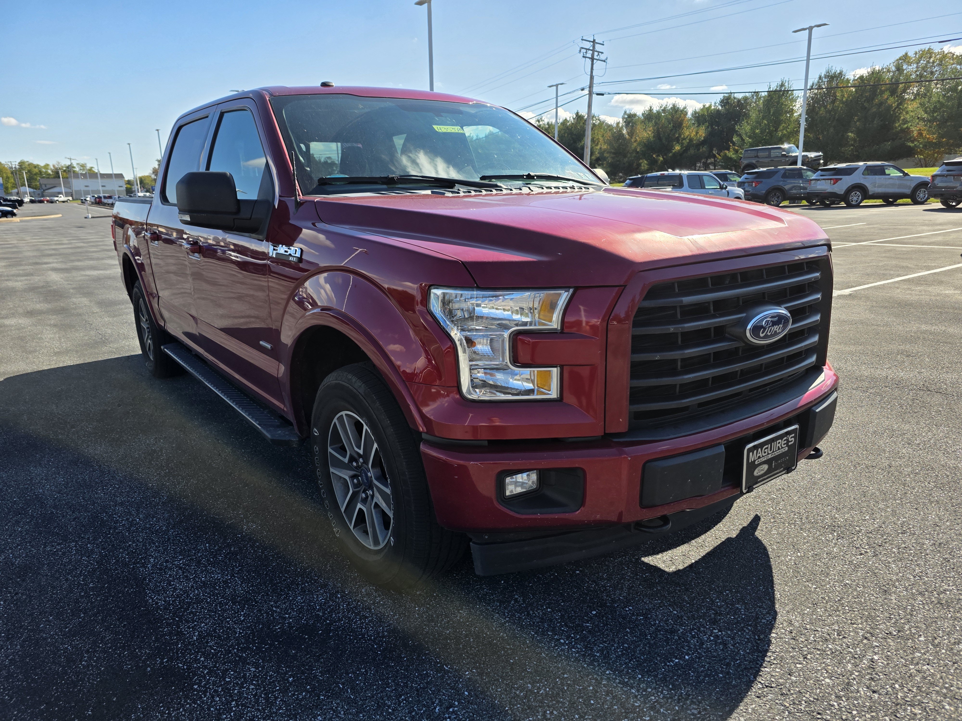 Used 2017 Ford F150 XLT w/ Equipment Group 302A Luxury AWD/4WD image 7