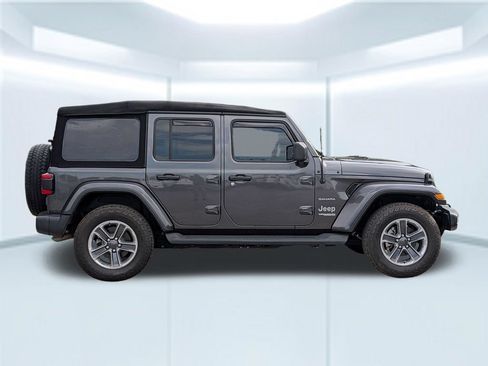 Used 2021 Jeep Wrangler Unlimited Sahara AWD/4WD image 7