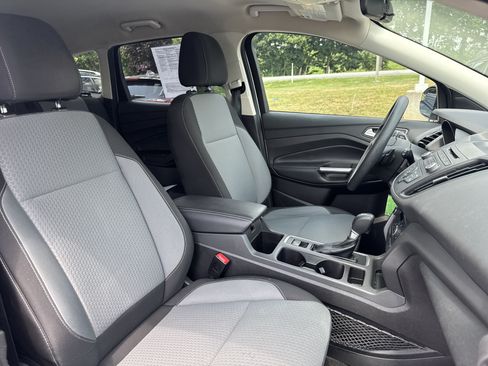 Used 2017 Ford Escape SE AWD/4WD image 18
