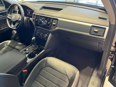 Used 2023 Volkswagen Atlas SEL Premium AWD/4WD image 34
