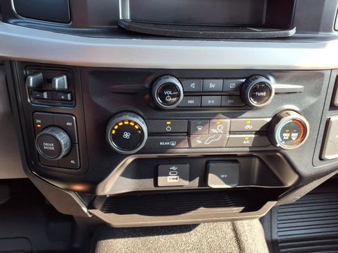 Used 2023 Ford F350 XLT image 20