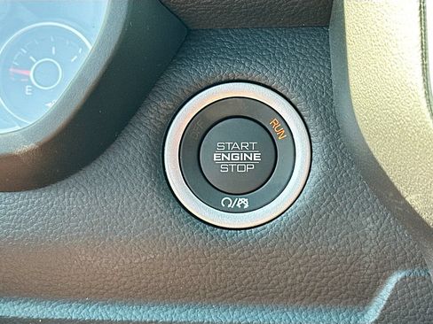 New 2026 RAM 1500 4x4 Crew Cab image 18