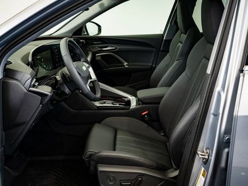 New 2025 Audi Q5 2.0T Premium Plus image 19