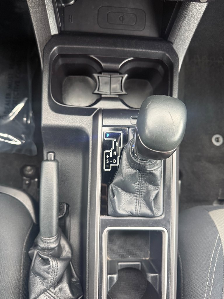 Used 2021 Toyota Tacoma TRD Sport w/ Technology Package AWD/4WD image 21