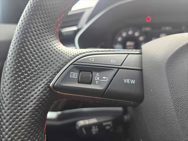 Used 2025 Audi Q3 2.0T Premium Plus w/ Premium Plus Package AWD/4WD image 34