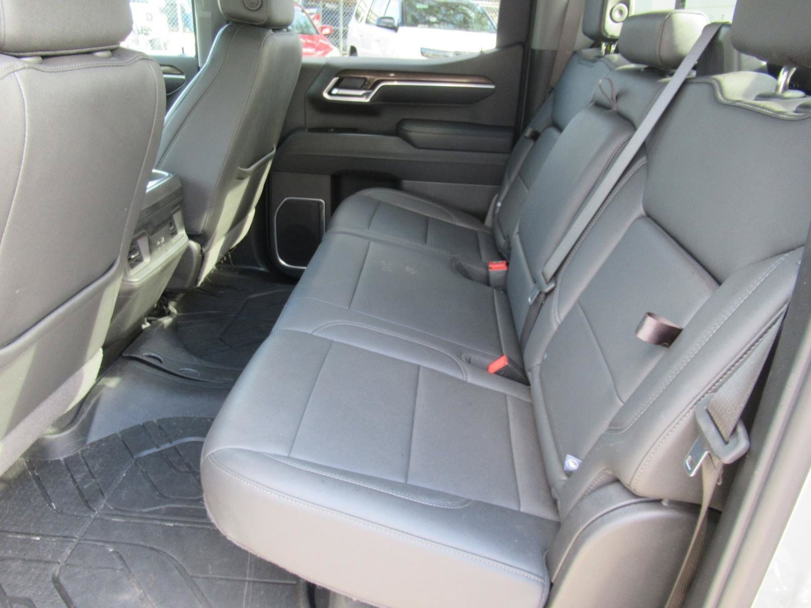 Used 2026 Chevrolet Silverado 1500 RST w/ Safety Package AWD/4WD image 34