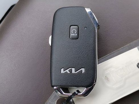 Used 2022 Kia Telluride SX image 31