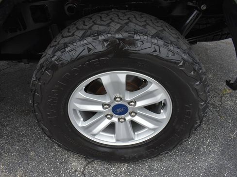 Used 2019 Ford F150 XLT AWD/4WD image 32