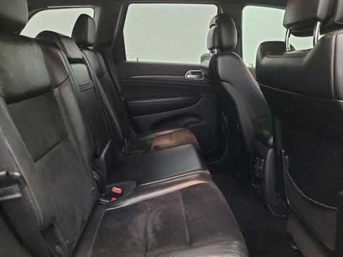 Used 2018 Jeep Grand Cherokee Altitude RWD image 19