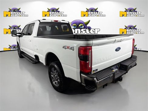 Used 2023 Ford F250 Lariat image 7