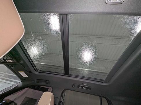 Used 2023 Chevrolet Tahoe Premier AWD/4WD image 18