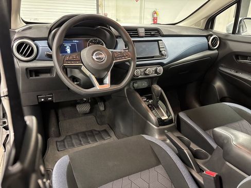 Used 2025 Nissan Versa SV FWD image 26