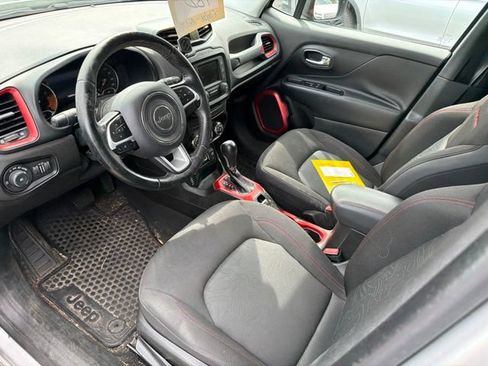 Used 2016 Jeep Renegade Trailhawk AWD/4WD image 17