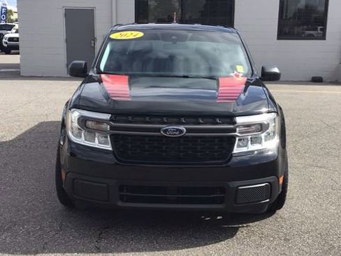 Used 2024 Ford Maverick XLT image 2