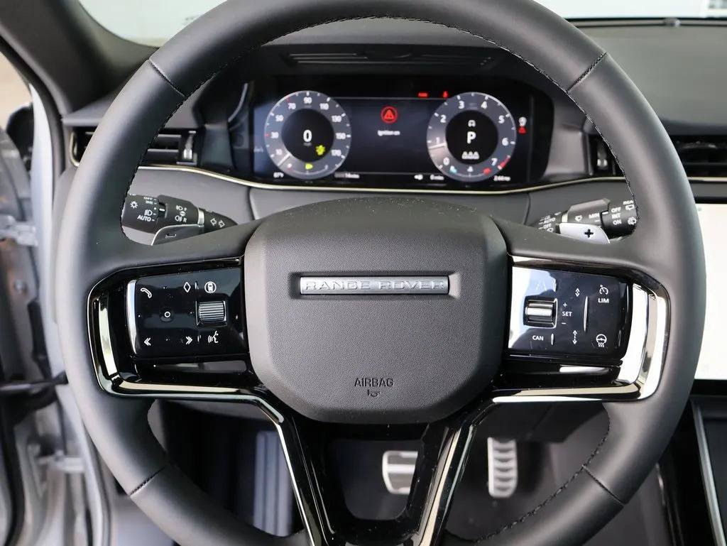 Certified 2026 Land Rover Range Rover Evoque Dynamic SE AWD/4WD image 2